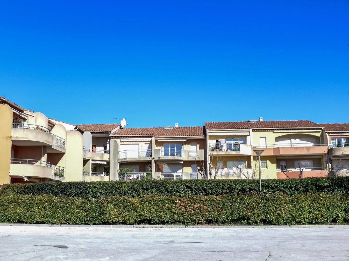 Apartment Le Stadium-7 By Interhome Saint-Cyr-sur-Mer Luaran gambar