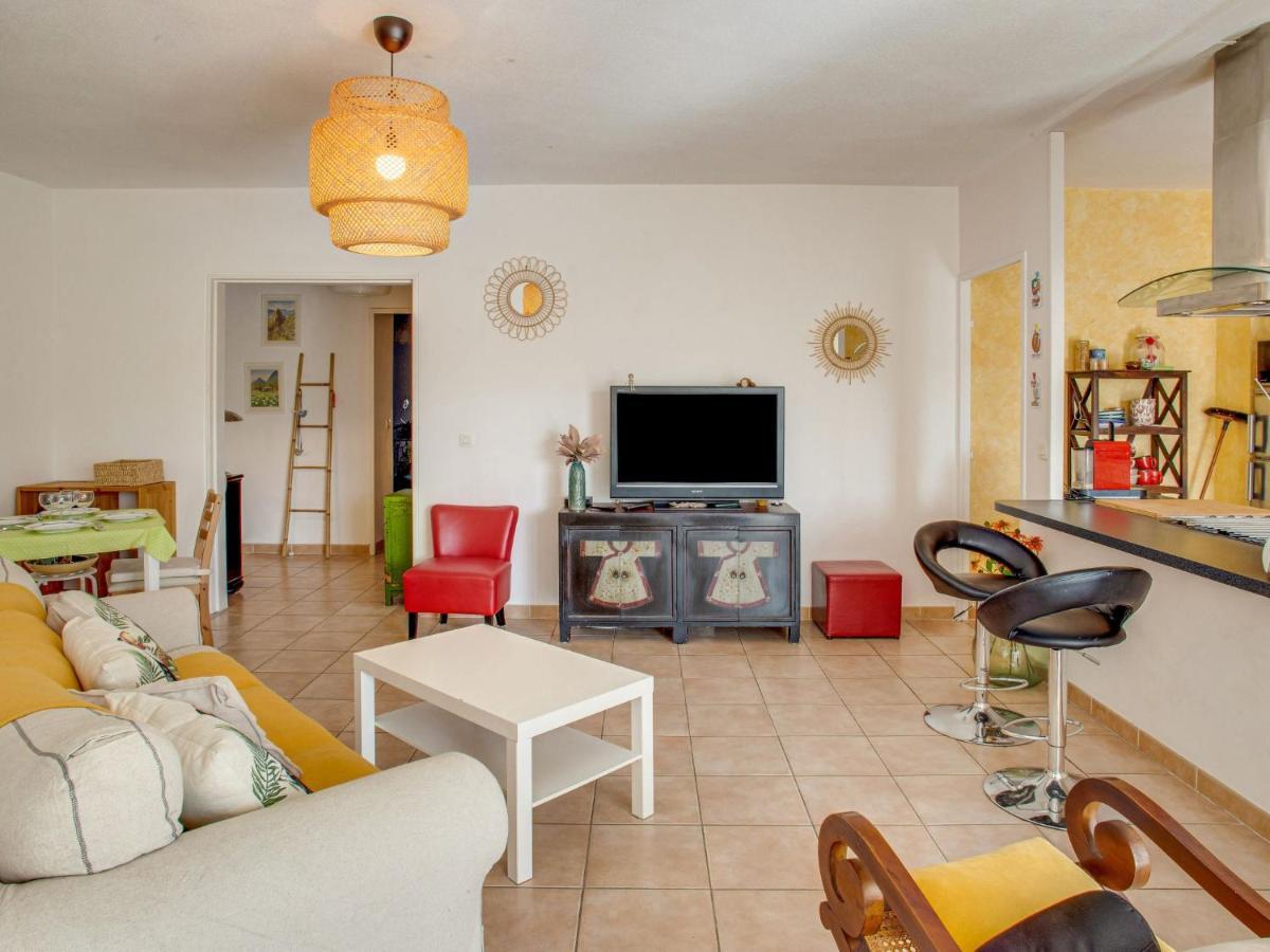 Apartment Le Stadium-7 By Interhome Saint-Cyr-sur-Mer Luaran gambar