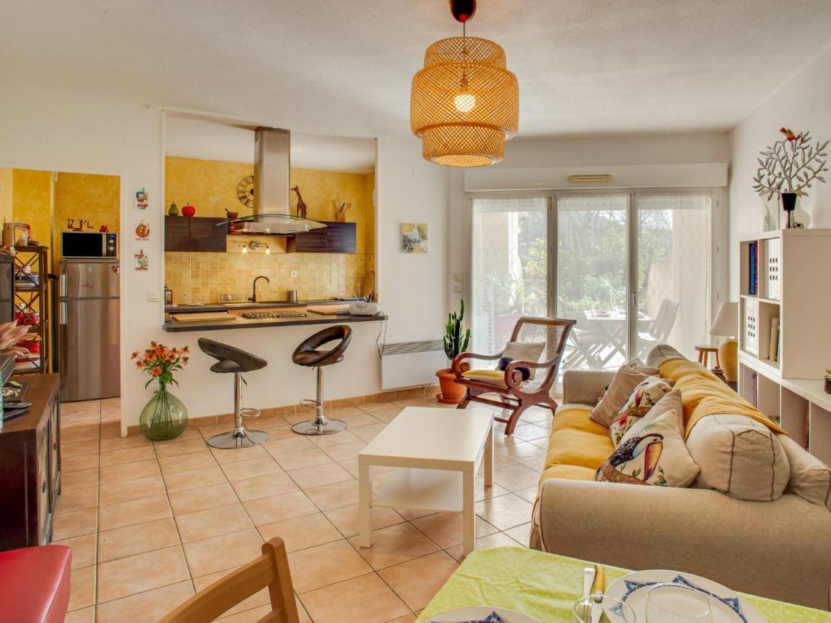 Apartment Le Stadium-7 By Interhome Saint-Cyr-sur-Mer Luaran gambar
